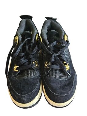 Air Jordan 4 Retro "Royalty" – Black/Metallic Gold – Size 6Y